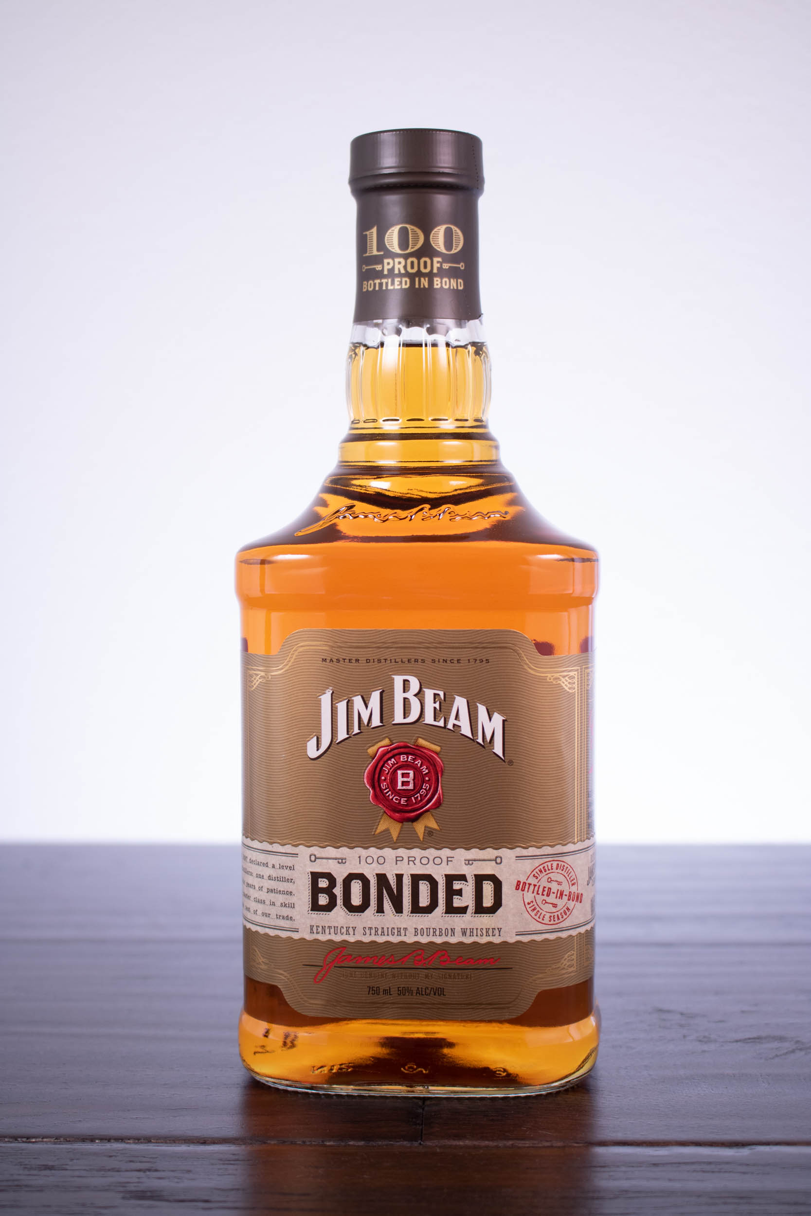 Джим ром. Бурбон Jim Beam. Ром Jim Beam. Бренди Jim Beam.